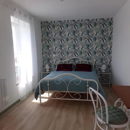 Le Du Verger Holiday home Saint-Bris-des-Bois