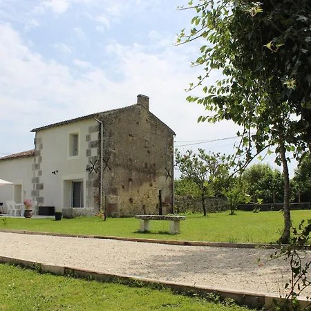 Le Du Verger Holiday home